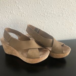 ❤️ 2 for $40 ❤️ Clark Artisan Annadel Eirwyn Wedge